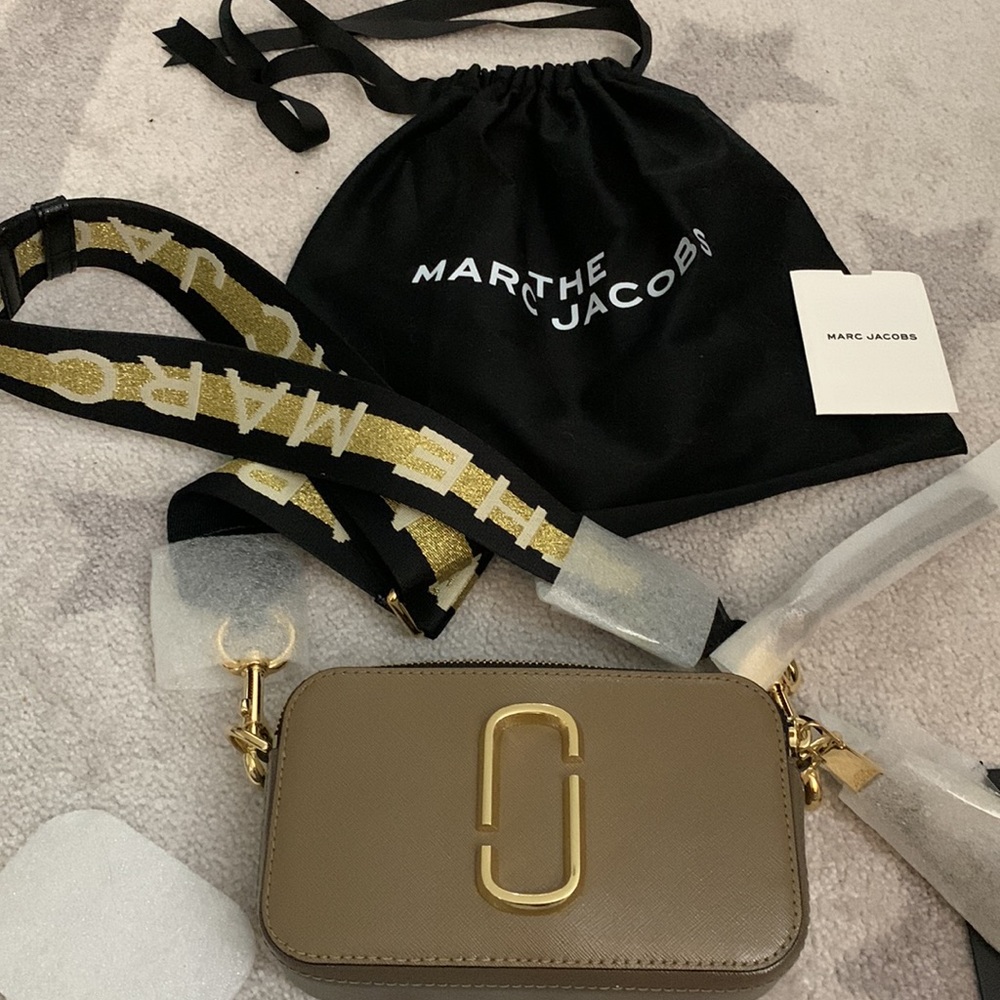 Marc Jacobs Snapshot Small Bag Taupe & White